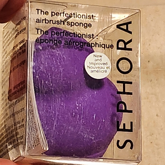 NWT New & Improved Purple SEPHORA Perfectionist Airbrush Sponge For Foundation! - Picture 2 of 9